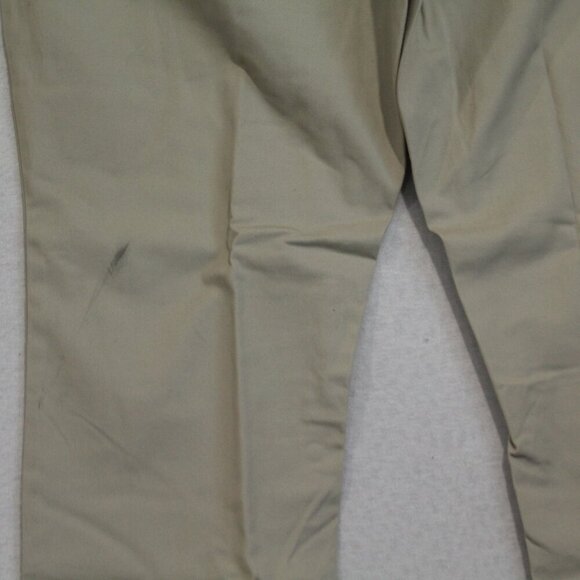 Old Navy Beige Men Chino Pants Ultimate Built In Flex Size 38X30 - Picture 3 of 10